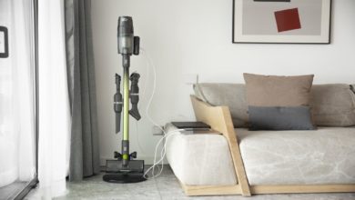 аккумуляторный вертикальный пылесос Greenworks GD24SVK4