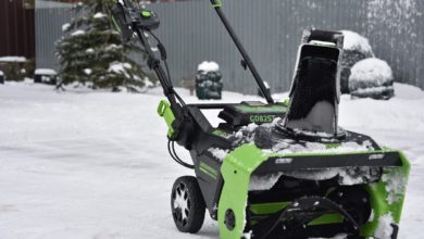 аккумуляторный снегоуборщик Greenworks GD82ST